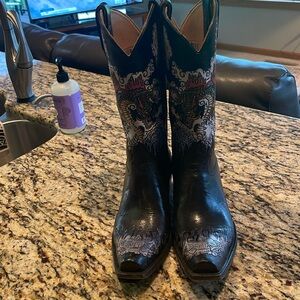 Liberty boots, size 8, made in Mexico